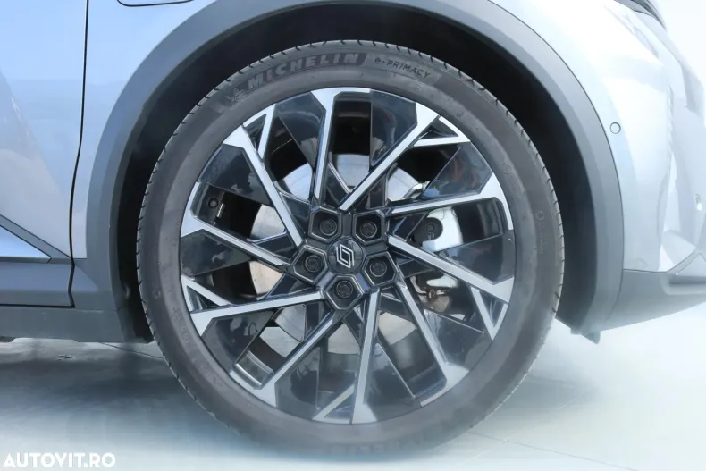 Renault Scenic din 2024 cu 7.681 km - oferta REN130656 - foto 6