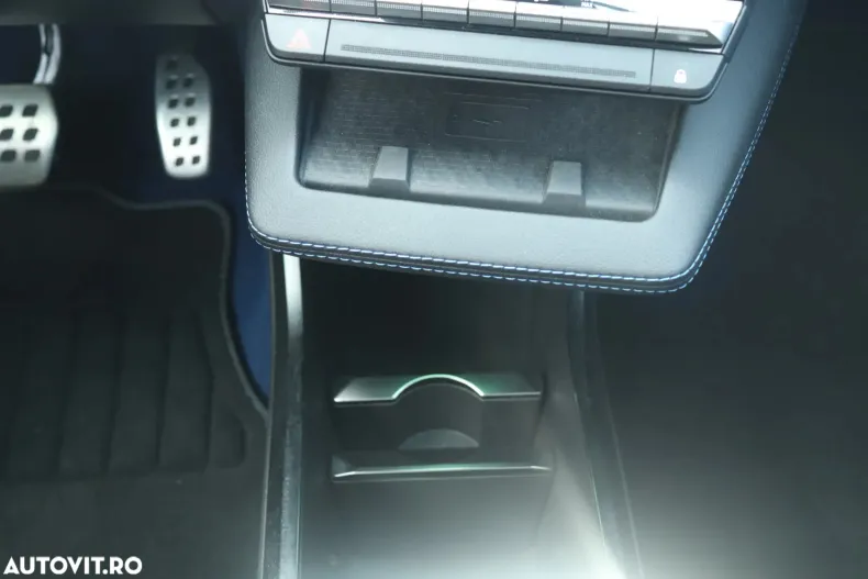 Renault Scenic din 2024 cu 7.681 km - oferta REN130656 - foto 17