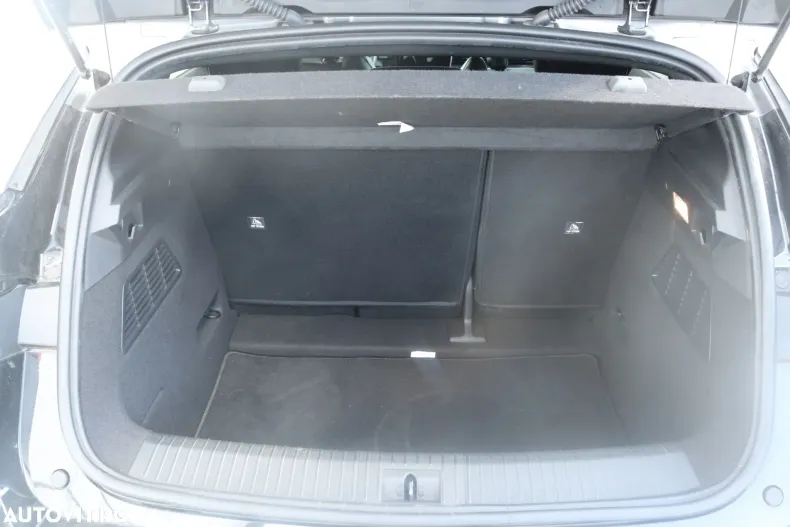 Renault Megane din 2023 cu 15.104 km - oferta REN130657 - foto 9