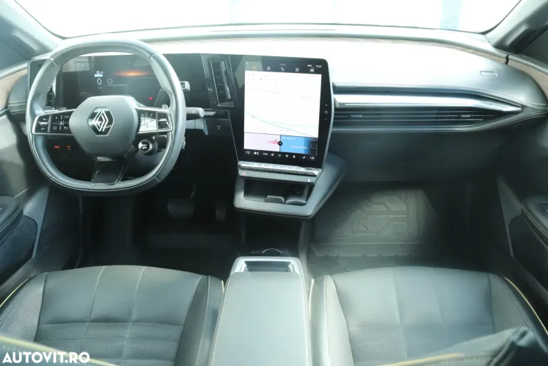 Renault Megane din 2023 cu 15.104 km - oferta REN130657 - foto 10