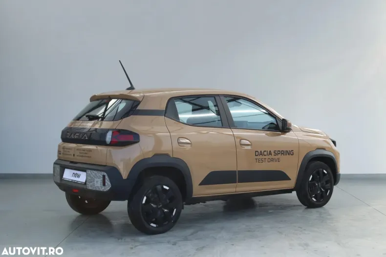 Dacia Spring din 2024 cu 7.292 km - oferta DAC130658 - foto 2