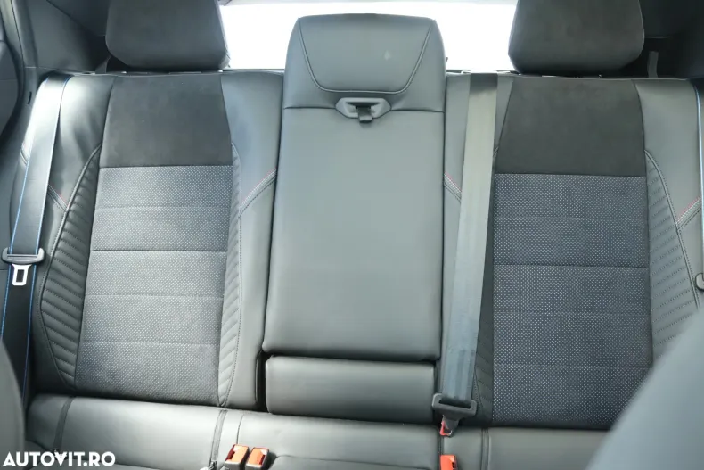 Renault Rafale din 2024 cu 1.786 km - oferta REN130659 - foto 13