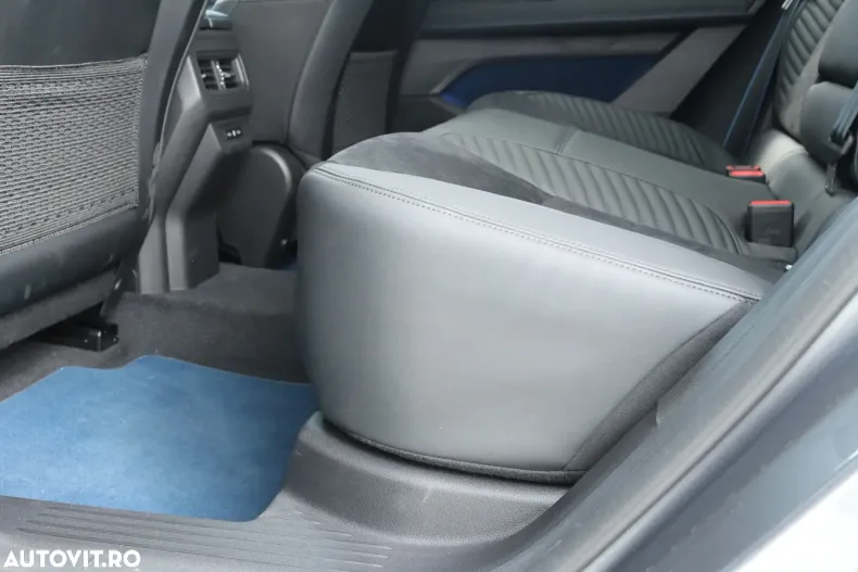 Renault Rafale din 2024 cu 1.786 km - oferta REN130659 - foto 14