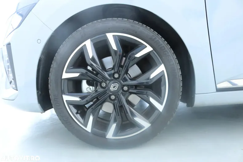 Renault Clio din 2023 cu 29.273 km - oferta REN130660 - foto 7