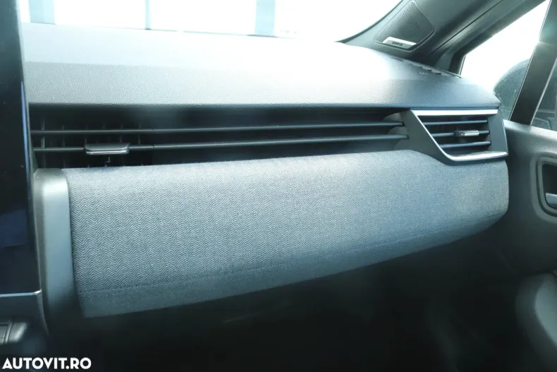 Renault Clio din 2023 cu 29.273 km - oferta REN130660 - foto 25