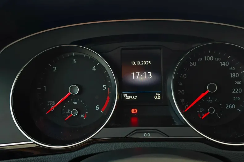 Volkswagen Passat din 2020 cu 108.587 km - oferta VOL130715 - foto 8