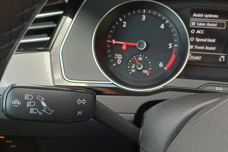 Volkswagen Passat din 2020 cu 125.447 km - oferta VOL130718 - foto 17