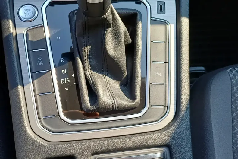 Volkswagen Passat din 2020 cu 85.948 km - oferta VOL130728 - foto 18