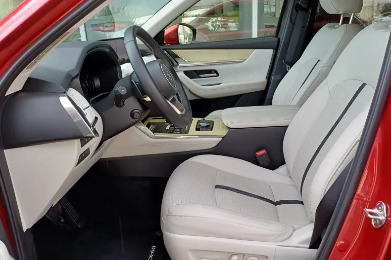 Mazda CX-60 din 2024 cu 14.956 km - oferta MAZ130729 - foto 13