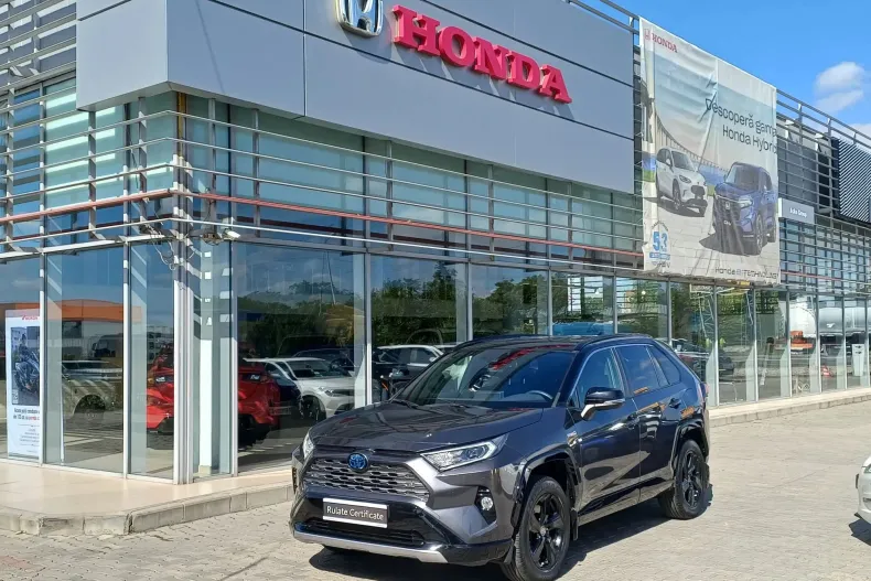 Toyota RAV4 din 2021 cu 71.965 km - oferta TOY130738 - foto 1