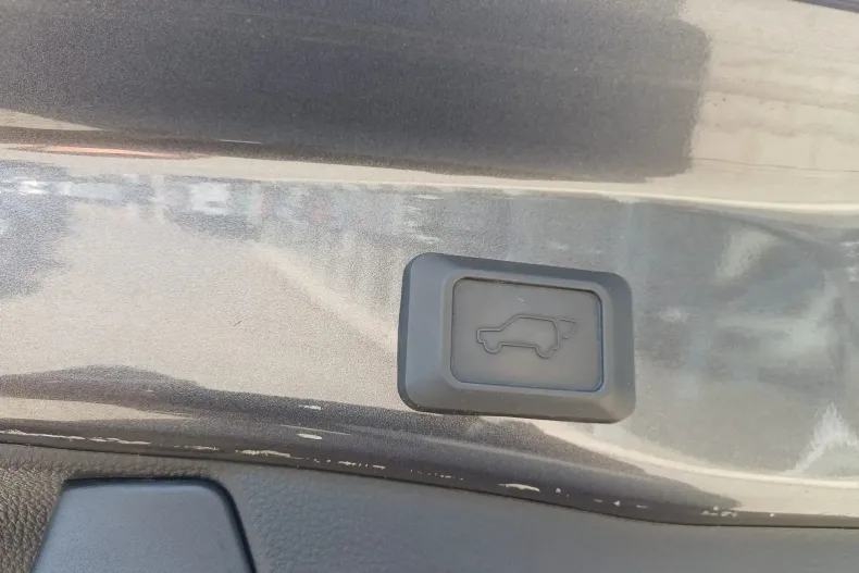 Toyota RAV4 din 2021 cu 71.965 km - oferta TOY130738 - foto 7