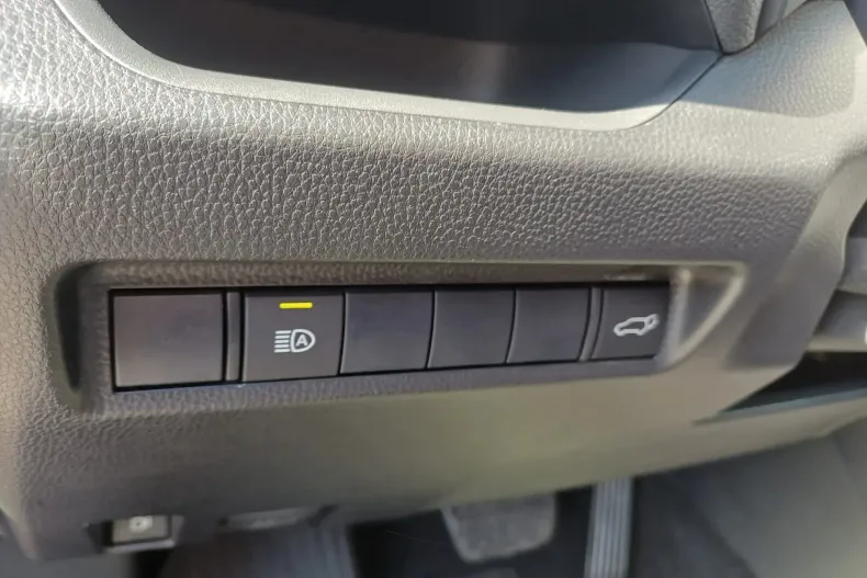 Toyota RAV4 din 2021 cu 71.965 km - oferta TOY130738 - foto 14