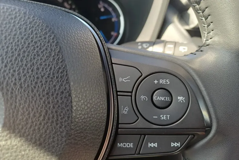 Toyota RAV4 din 2021 cu 71.965 km - oferta TOY130738 - foto 17