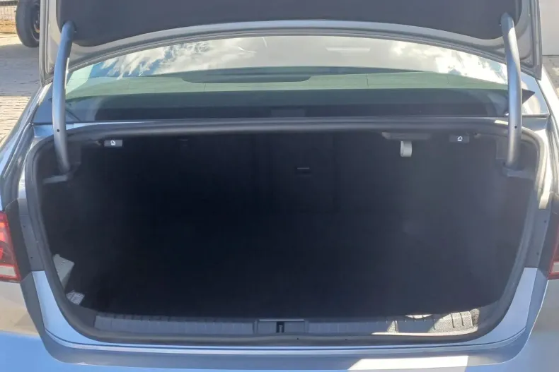 Volkswagen Passat din 2020 cu 60.500 km - oferta VOL130739 - foto 6