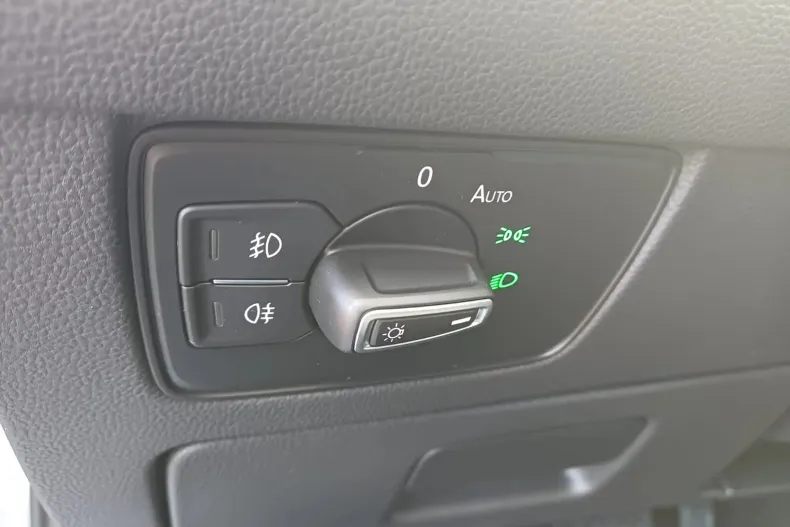 Volkswagen Passat din 2020 cu 60.500 km - oferta VOL130739 - foto 13