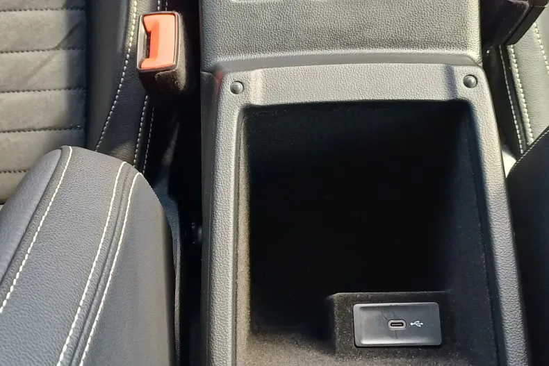 Volkswagen Passat din 2020 cu 60.500 km - oferta VOL130739 - foto 22