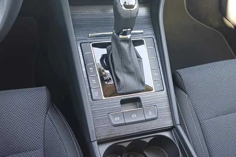 Skoda Superb din 2020 cu 126.620 km - oferta SKO130748 - foto 27