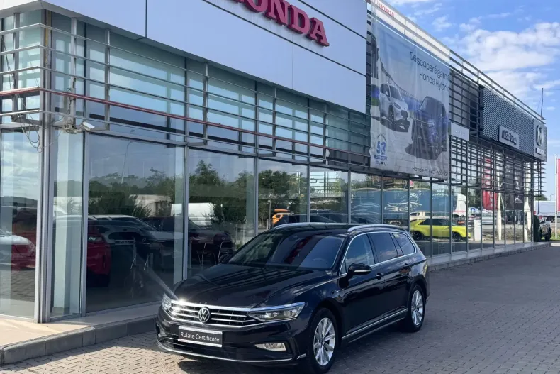 Volkswagen Passat din 2021 cu 172.523 km - oferta VOL130749 - foto 1