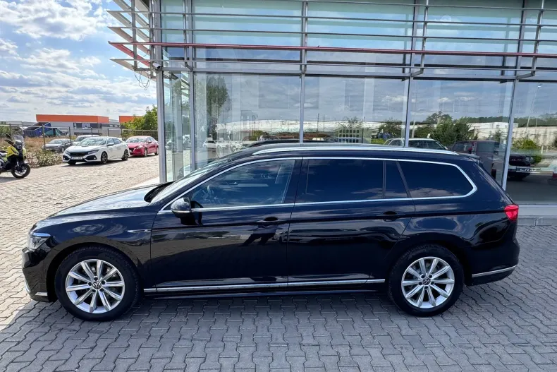 Volkswagen Passat din 2021 cu 172.523 km - oferta VOL130749 - foto 6