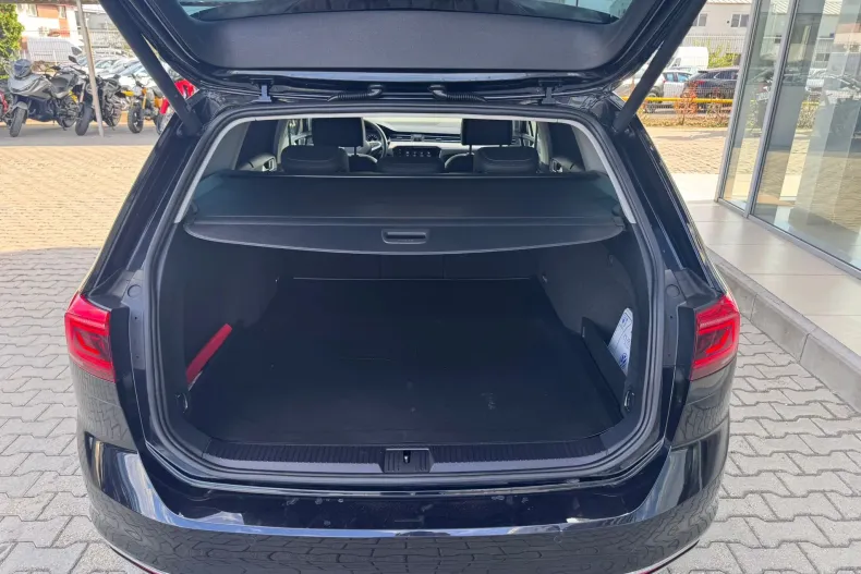 Volkswagen Passat din 2021 cu 172.523 km - oferta VOL130749 - foto 10