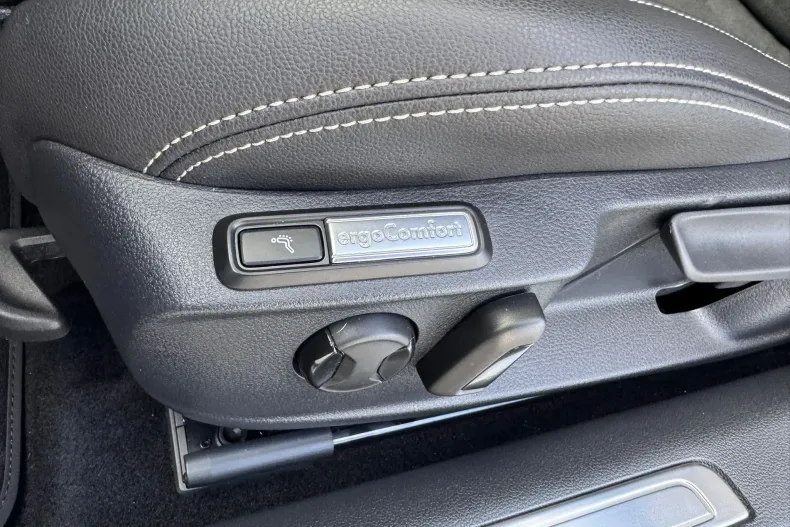 Volkswagen Passat din 2021 cu 172.523 km - oferta VOL130749 - foto 15