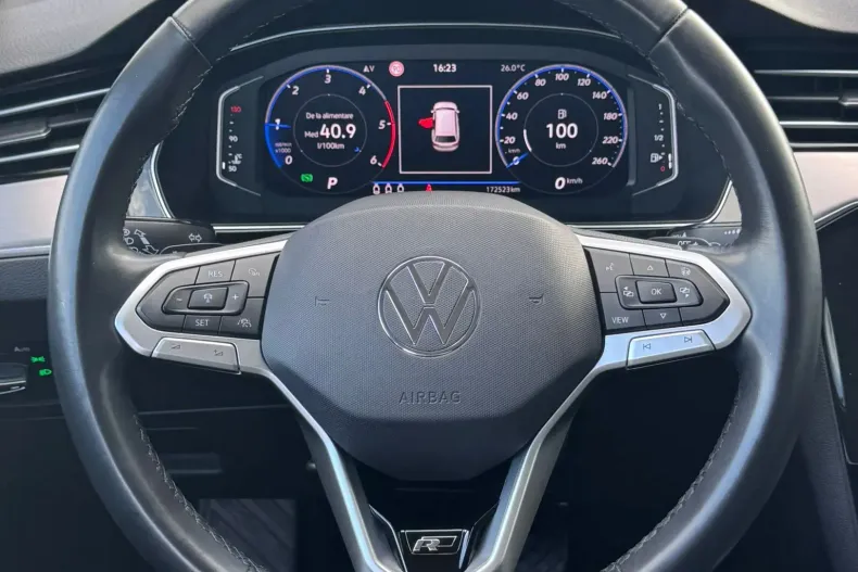 Volkswagen Passat din 2021 cu 172.523 km - oferta VOL130749 - foto 19