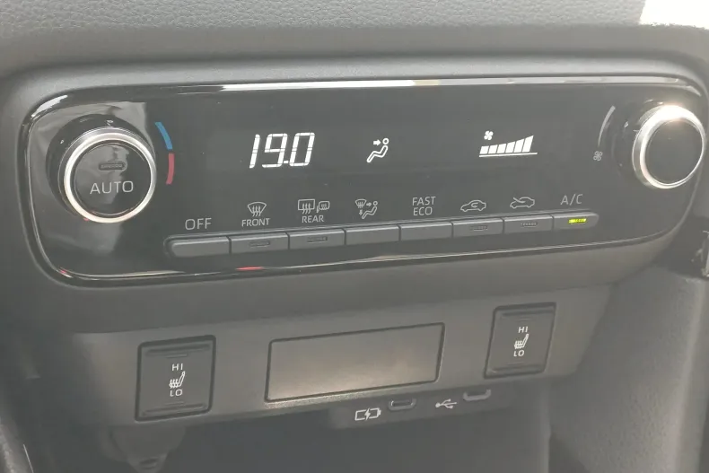 Toyota Yaris din 2025 cu 2.000 km - oferta TOY130751 - foto 19