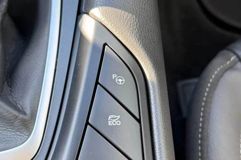 Ford Mondeo din 2022 cu 62.487 km - oferta FOR130755 - foto 18