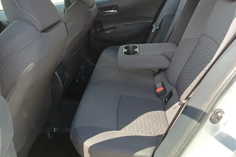 Toyota Corolla din 2022 cu 78.934 km - oferta TOY130758 - foto 9