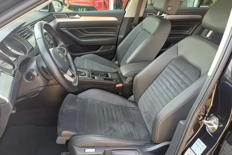 Volkswagen Passat din 2020 cu 100.900 km - oferta VOL130760 - foto 9