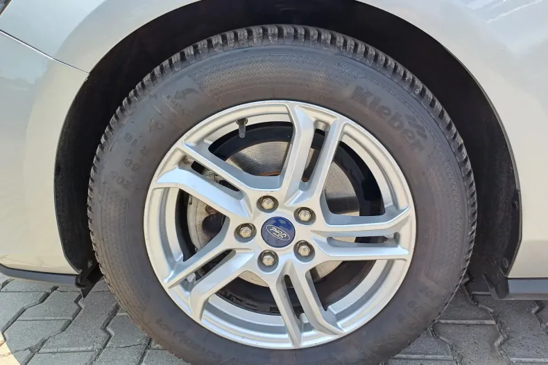 Ford Focus din 2020 cu 23.270 km - oferta FOR130769 - foto 8