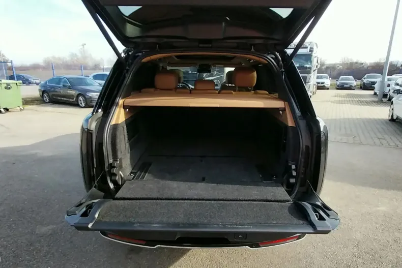 Land Rover Range Rover din 2023 cu 20.971 km - oferta LAN130791 - foto 8