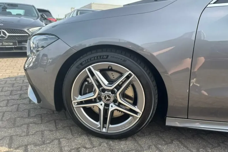 Mercedes-Benz CLA 250 din 2024 cu 9.484 km - oferta MER130798 - foto 21