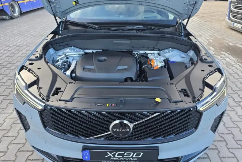 Volvo XC90 din 2025 cu 30.000 km - oferta VOL130799 - foto 24