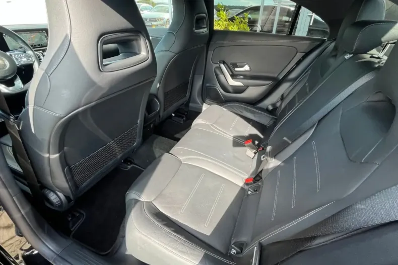 Mercedes-Benz CLA 220 din 2023 cu 21.124 km - oferta MER130802 - foto 9