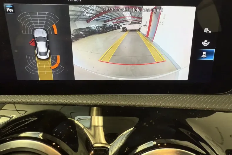 Mercedes-Benz CLA 220 din 2022 cu 40.968 km - oferta MER130803 - foto 9