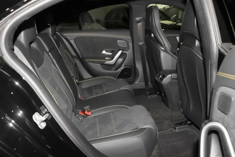 Mercedes-Benz CLA 45 AMG din 2023 cu 30.627 km - oferta MER130808 - foto 7