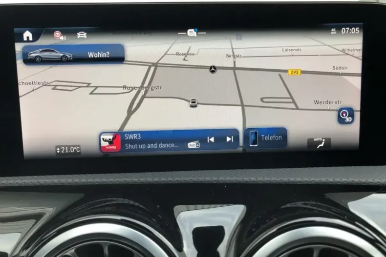 Mercedes-Benz CLA 220 din 2024 cu 21.390 km - oferta MER130811 - foto 11