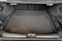 Mercedes-Benz CLA 250 din 2024 cu 7.727 km - oferta MER130813 - foto 19