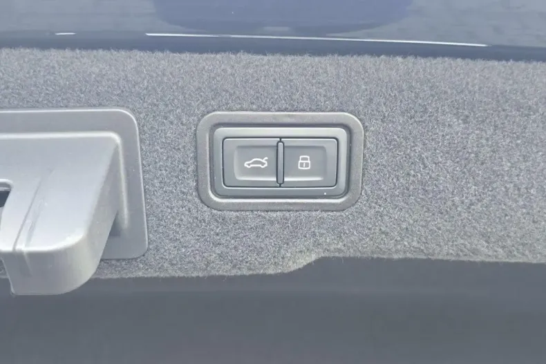 Audi A8 din 2024 cu 33.000 km - oferta AUD130824 - foto 7