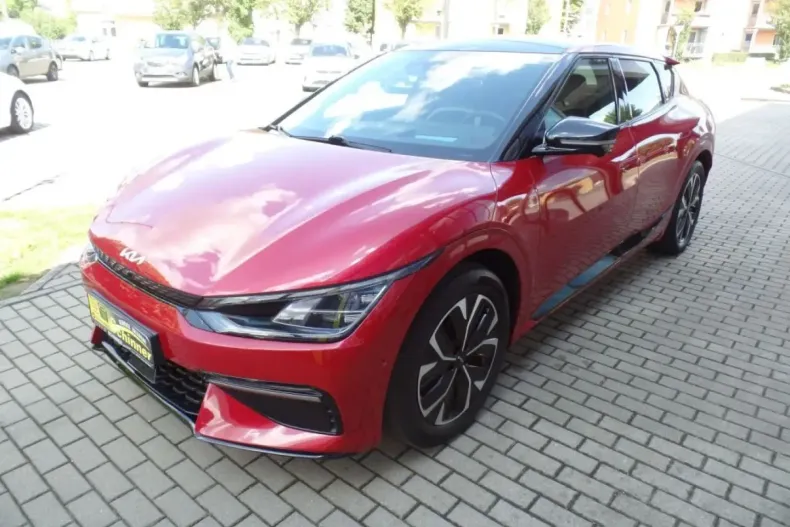 Kia EV6 din 2022 cu 36.900 km - oferta KIA130832 - foto 1