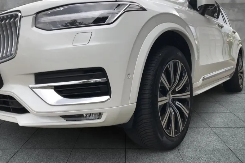 Volvo XC90 din 2022 cu 21.231 km - oferta VOL130841 - foto 5