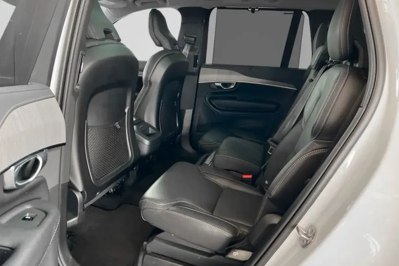 Volvo XC90 din 2023 cu 58.547 km - oferta VOL130856 - foto 8