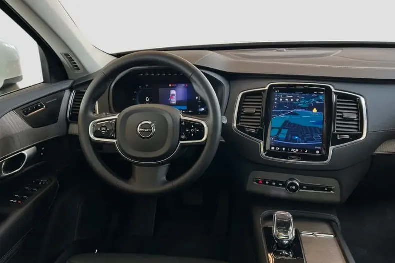 Volvo XC90 din 2023 cu 58.547 km - oferta VOL130856 - foto 9
