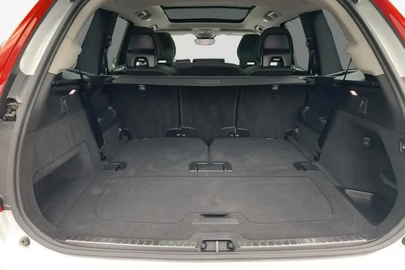 Volvo XC90 din 2024 cu 16.709 km - oferta VOL130858 - foto 8