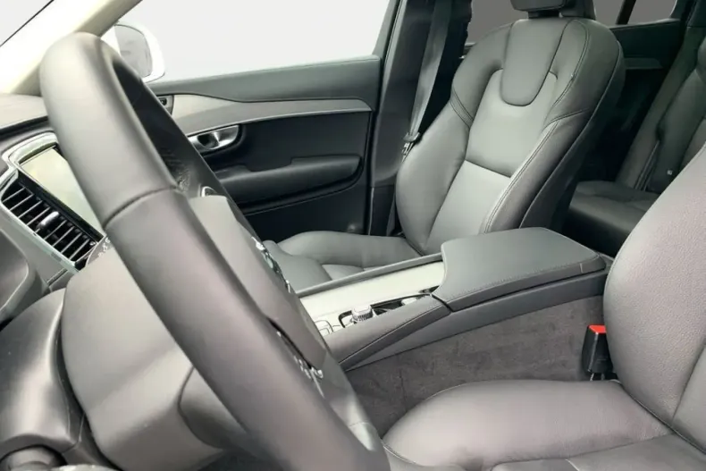 Volvo XC90 din 2024 cu 16.709 km - oferta VOL130858 - foto 10