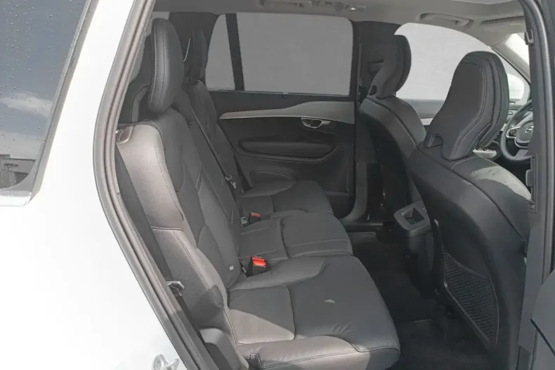 Volvo XC90 din 2023 cu 18.144 km - oferta VOL130859 - foto 5