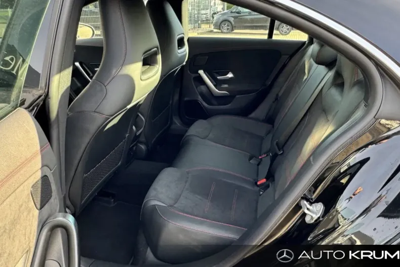 Mercedes-Benz CLA 200 din 2022 cu 16.800 km - oferta MER130861 - foto 10