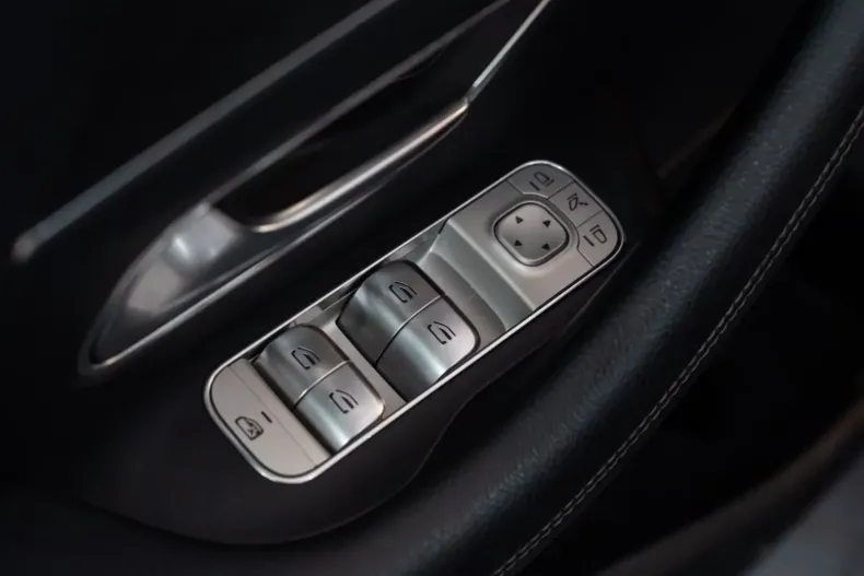 Mercedes-Benz GLE 350 din 2021 cu 46.937 km - oferta MER130865 - foto 25