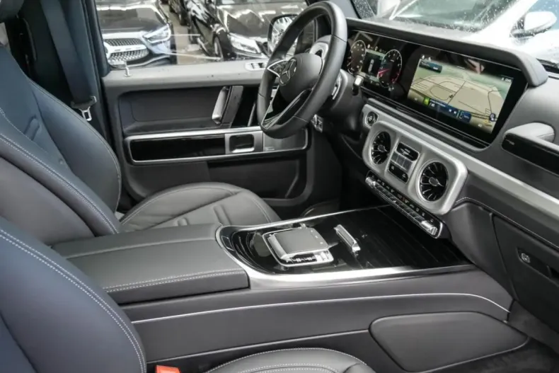 Mercedes-Benz G 500 din 2025 cu 9.987 km - oferta MER130891 - foto 3